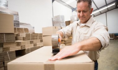 Összeszerelő, csomagoló (2 fő)