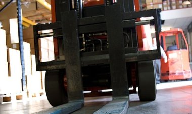 Raktári segédmunkás (1 fő)